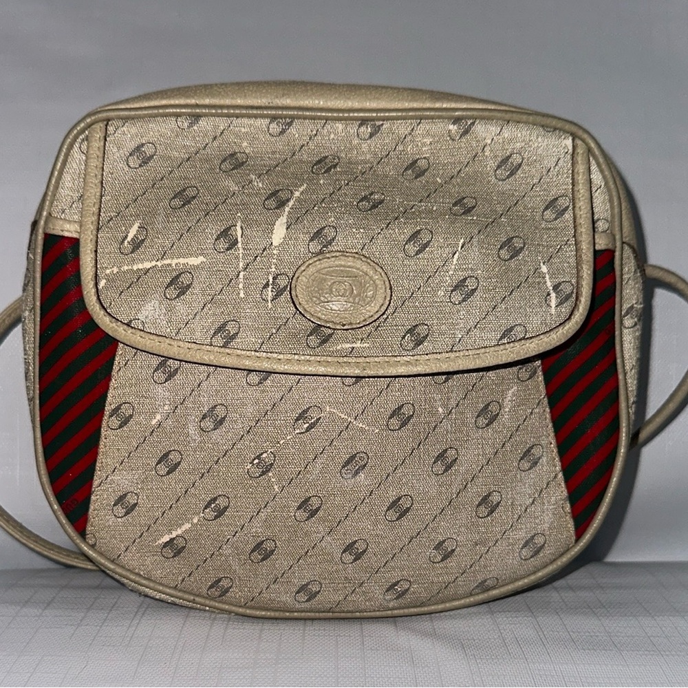 GUCCI Vintage Striped
Leather Crossbody Bag